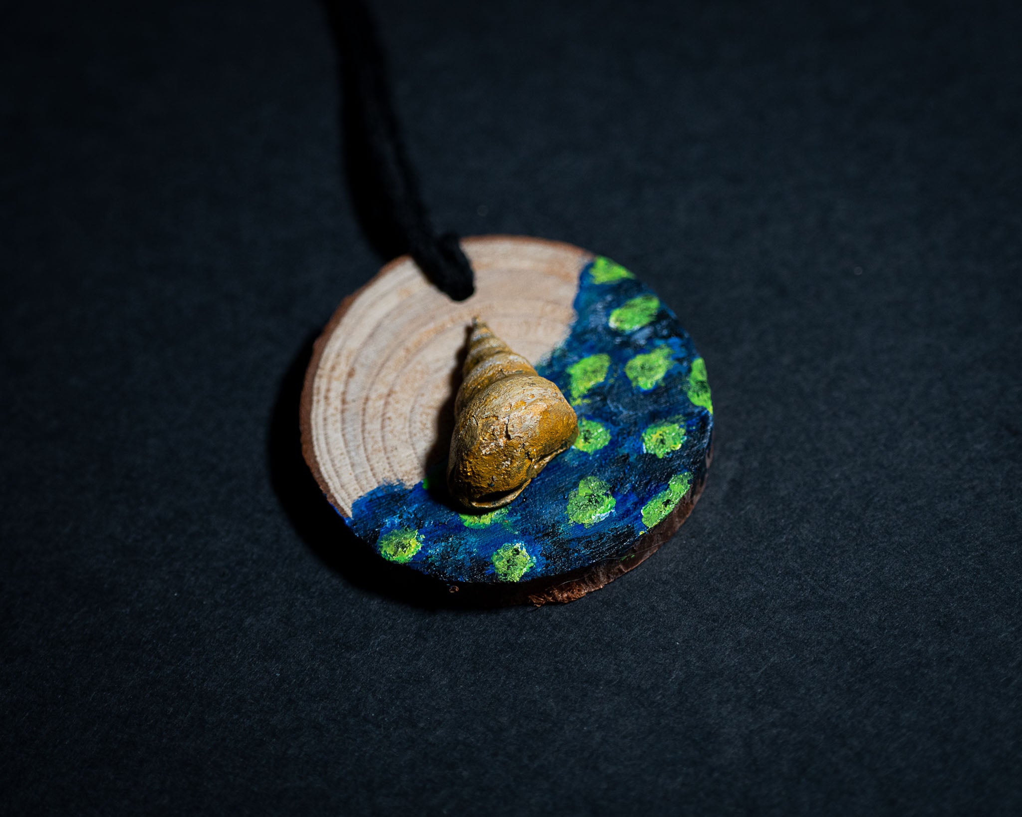 Coastal Chic Wood Slice Pendants