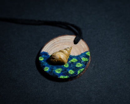 Coastal Chic Wood Slice Pendants