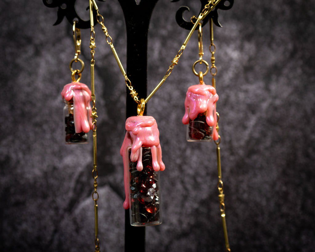 Blood Moon Bottled Set