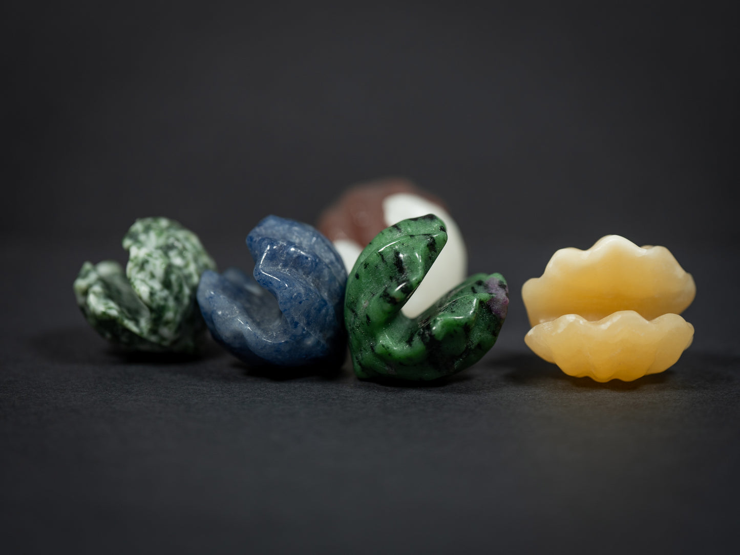 Little Gemstone Clams