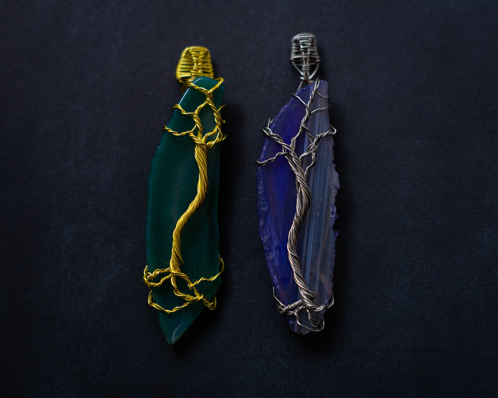 The Gypsy Noir - Agate slice necklace pair. Tree of life necklace. Tree of life agate slice. Agate slice jewelry set. 