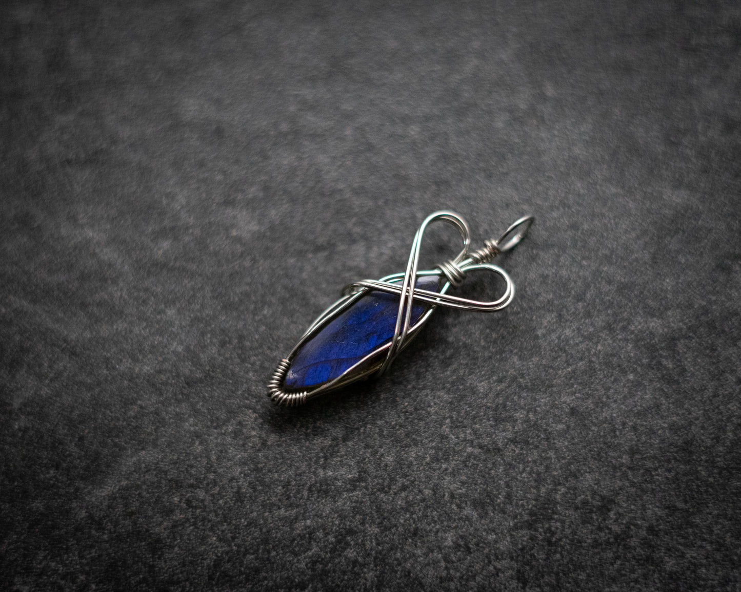 The Gypsy Noir, labradorite necklace, labradorite heart, heart necklace, wirewrapped jewelry.